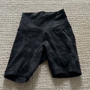 Lulu lemon 4” black camo biker shorts